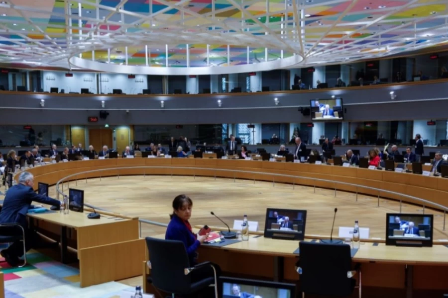 Ministri členských štátov EÚ prijali 18. balík sankcií proti Rusku