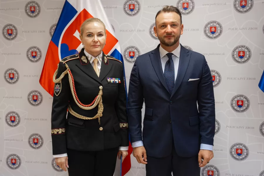Gen. Jana Maškarová je oficiálne ustanovená do funkcie prezidentky Policajného zboru SR