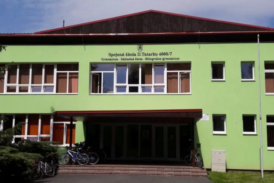 Riaditeľka školy D. Tatarku v Poprade reaguje: Sloboda prejavu má svoje hranice