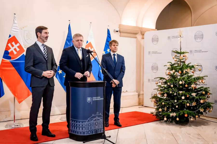 Zásadný posun v návrhu EK o zákaze predaja áut so spaľovacími motormi