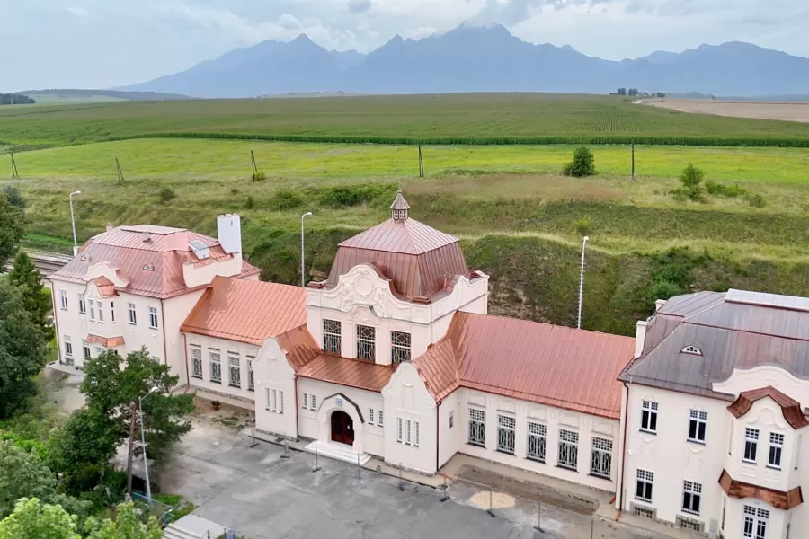 Železničná stanica v Kežmarku si po rekonštrukcii zachovala historický ráz