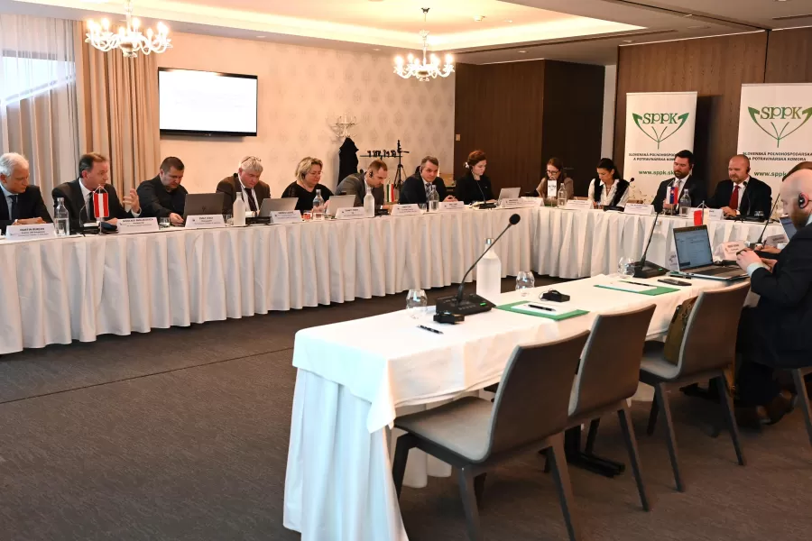 Rokovanie agropotravinárskych samospráv V4 + Rakúska