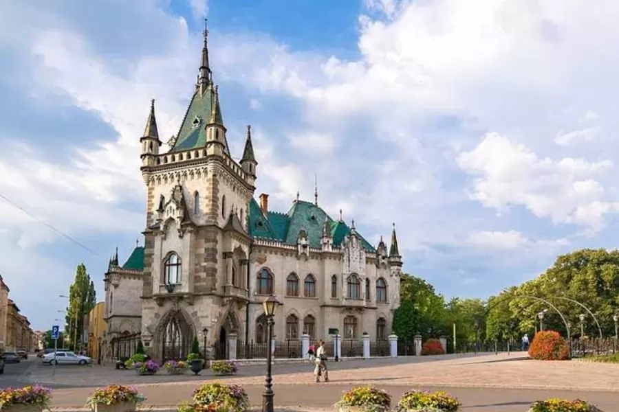 Gejza Jakab bol významný košický architekt a staviteľ