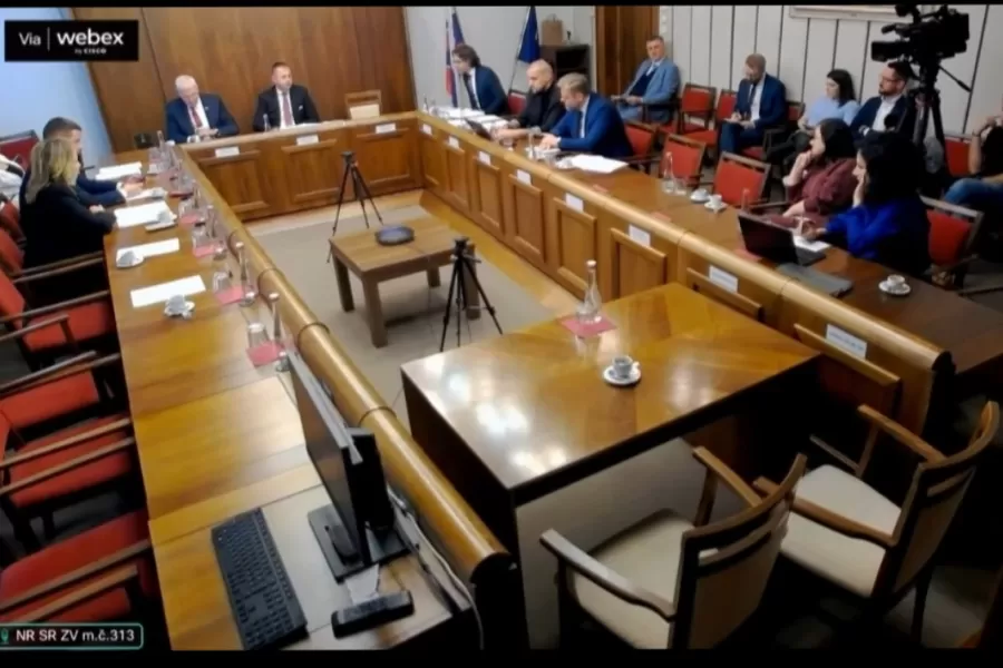 Marián Kéry: Nedovolíme prepisovať povojnovú históriu