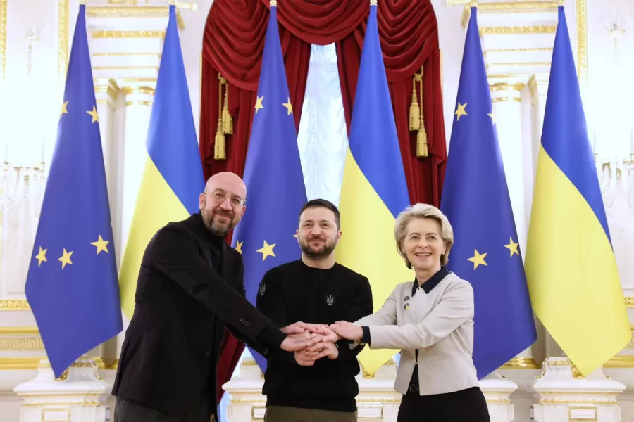 G. Gyimesi: Namiesto solidarity kolektívne šialenstvo