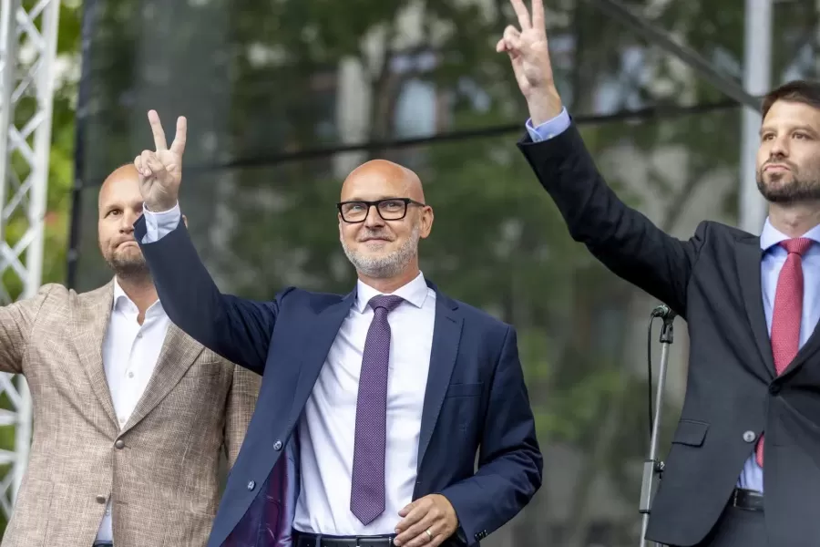 Gyimesi: Zradili štát, teraz aj ľudí