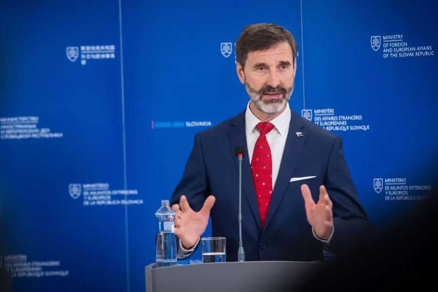 Minister Juraj Blanár koordinuje postup s veľvyslancami SR na Blízkom východe
