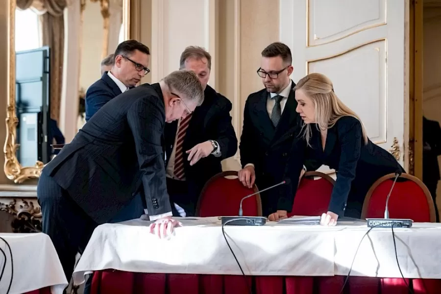 Vláda SR dnes prijala opatrenia v reakcii na ropnú krízu