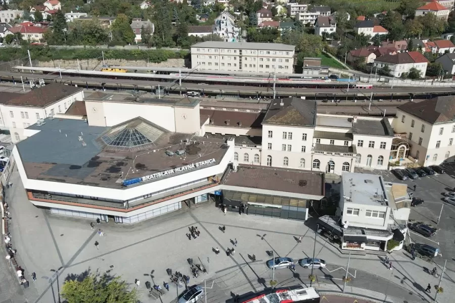 Jozef Ráž: Rekonštruujeme hlavnú stanicu