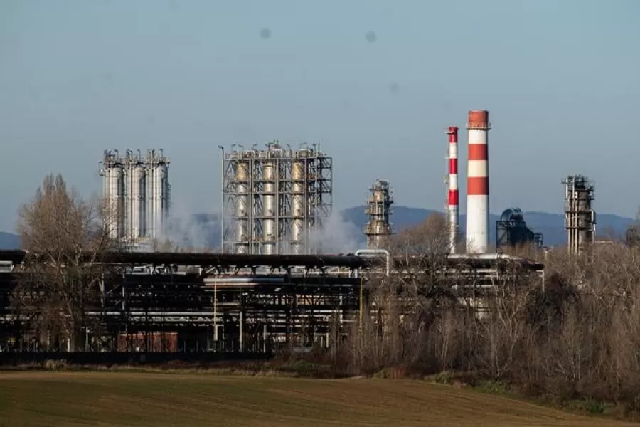 Projekt spaľovne bratislavskej rafinérie získal prvostupňové súhlasné stanovisko EIA