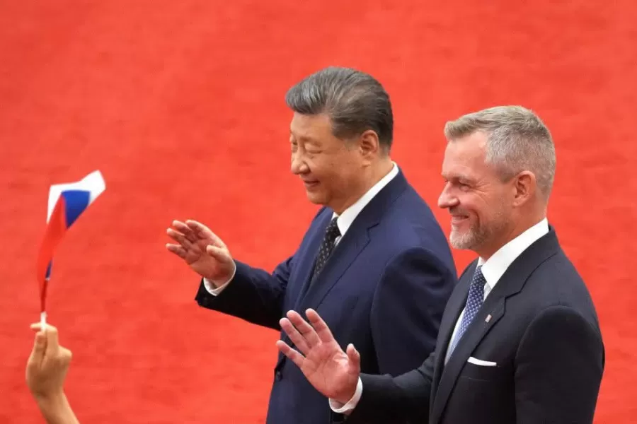 Opozícia sa mení na dezinfoscénu: Na dennom poriadku klame a zavádza