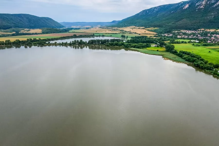 Hrhov: Šesť rybníkov, ktoré posilnili sebestačnosť slovenského rybárstva