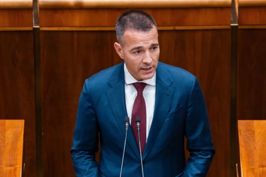 T. Drucker: Potrebujeme vedieť zachytiť radikalizáciu mladých ľudí skôr, než prerastie do násilia