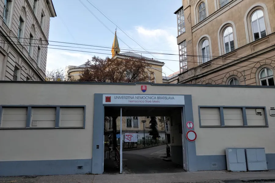 Univerzitná nemocnica Bratislava: Brutálny útok na našu sestru