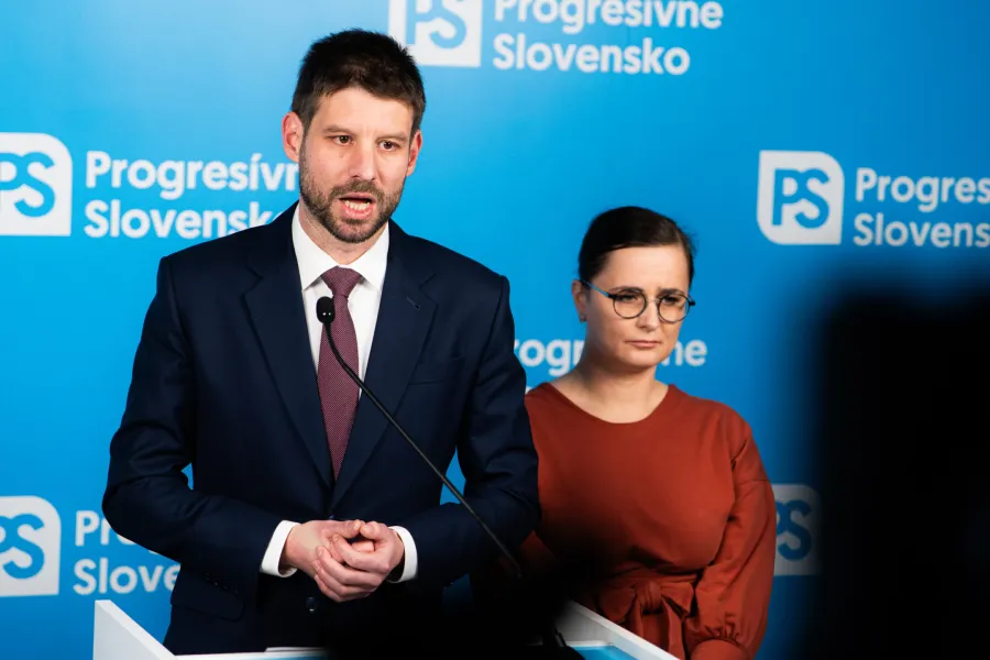 Eduard Chmelár odkazuje PSku: Ste hanbou tohto národa
