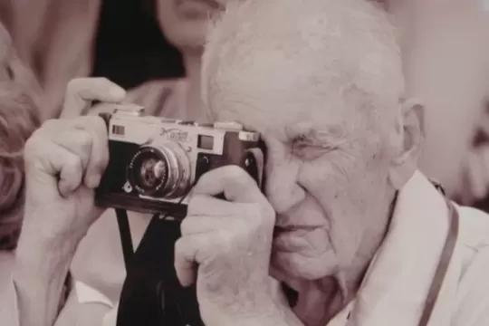 Viliam Malík bol slovenský fotograf, priekopník dokumentárneho filmu na Slovensku