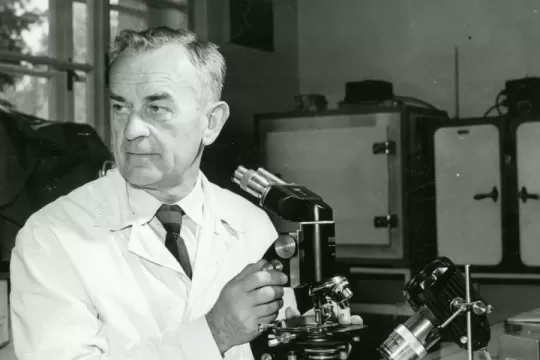 Vedec, ktorý položil základy modernej vedy o včelách na Slovensku - Jan Hejtmánek