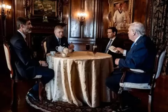 Eduard Chmelár: Táraniny, táraniny, táraniny...