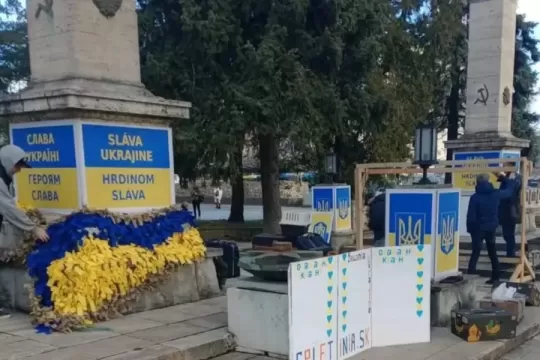 Veľvyslanectvo Ruska reaguje na akciu pri Pamätníku Sovietskej armády v Košiciach