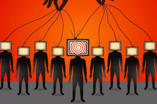 Juraj Draxler: Aj agresia proti Iránu ukazuje: vojny sa menia, lži ostávajú 