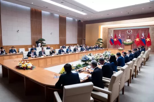 Robert Fico v Hanoji