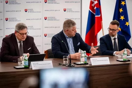 Robert Fico: Slovenská republika pre zákaz dovozu ruského plynu podáva žalobu na Súdny dvor EÚ