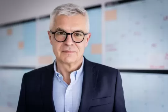 Eduard Chmelár: Ste vy normálny, pán Korčok?