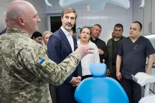 Minister J. Blanár odovzdal zdravotníckemu zariadeniu na Ukrajine špičkové medicínske prístroje