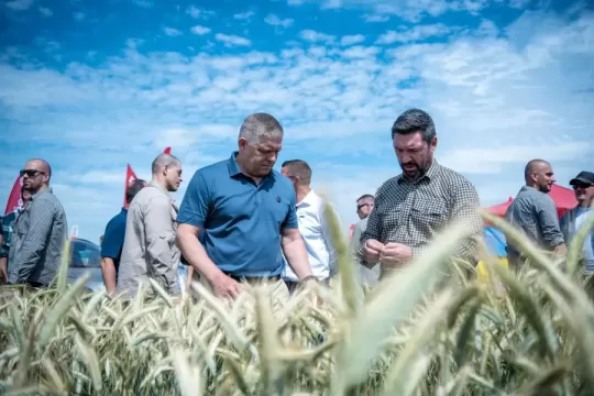 Robert Fico: Slovenské poľnohospodárstvo dnes čelí obrovskému suchu a mliečnej kríze