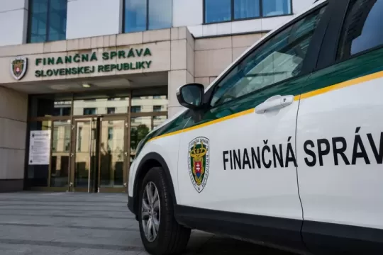 FS spúšťa kontrolné akcie, posvieti si na influencerov aj sezónne prevádzky