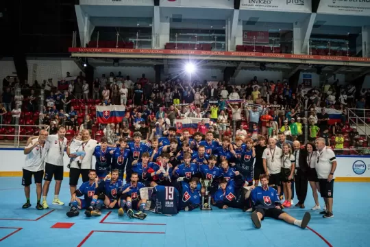 Máme MAJSTROV SVETA v hokejbale