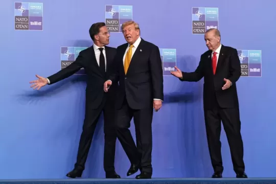 Prečo strácať čas so "spojencom", ktorý nám dáva najavo, že si nás neváži?