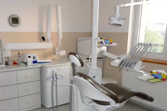 Nelegálny biznis so zubnými stážistami z Ukrajiny sa vymkol kontrole