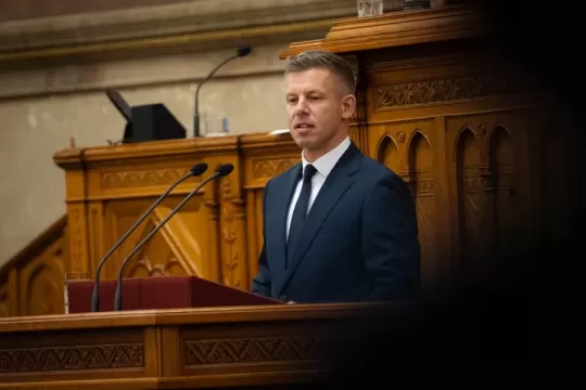 Maďarská vláda preverí majetok politikov, ktorý nadobudli za posledných 20 rokov