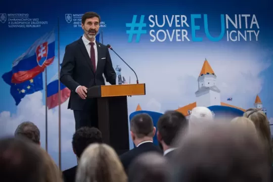 Minister Blanár: Nový zákon prispeje k stabilizácii a zatraktívneniu slovenskej zahraničnej služby
