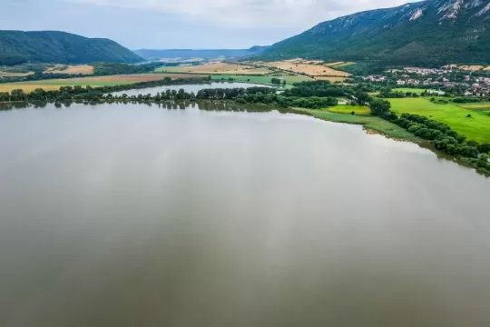 Hrhov: Šesť rybníkov, ktoré posilnili sebestačnosť slovenského rybárstva