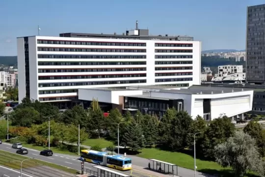 Asociácia lekárskych fakúlt verejných VŠ vznik novej fakulty nevíta
