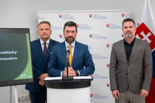 Historicky najskoršie preddavky: 200 miliónov eur pre poľnohospodárov už v septembri